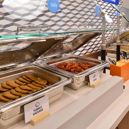 Holiday Inn Express Chelmsford By Ihg Esterno foto