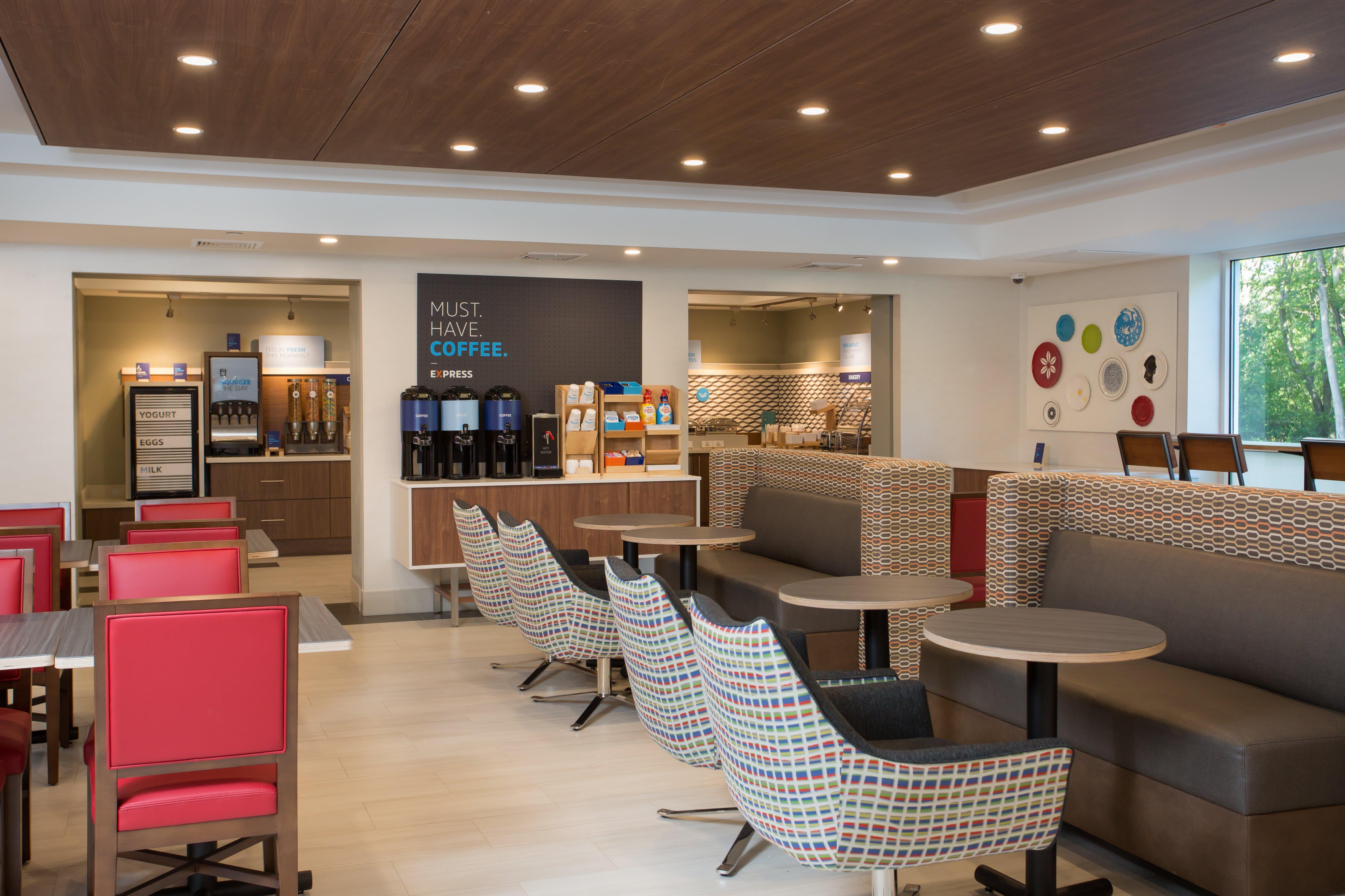 Holiday Inn Express Chelmsford By Ihg Esterno foto