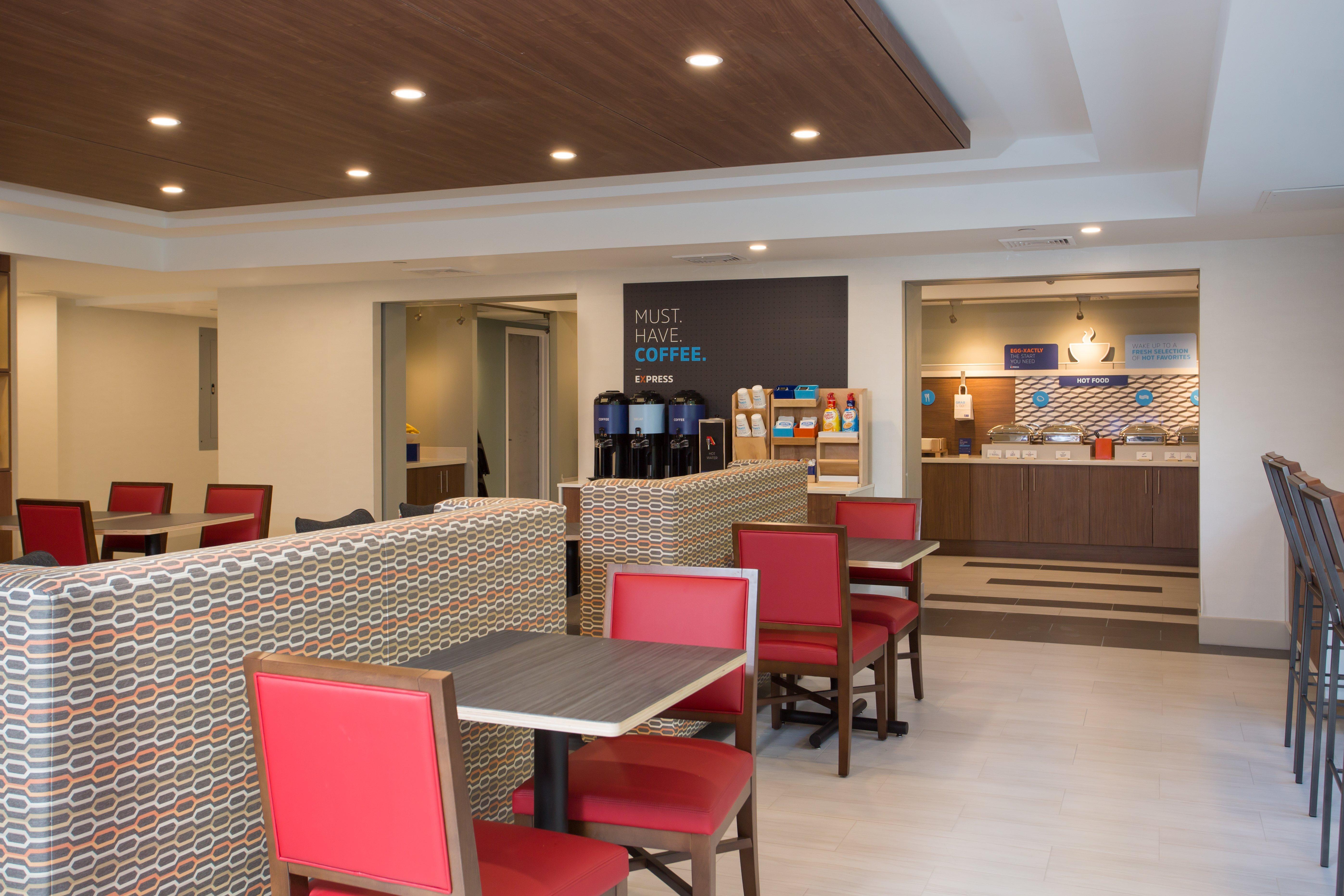 Holiday Inn Express Chelmsford By Ihg Esterno foto