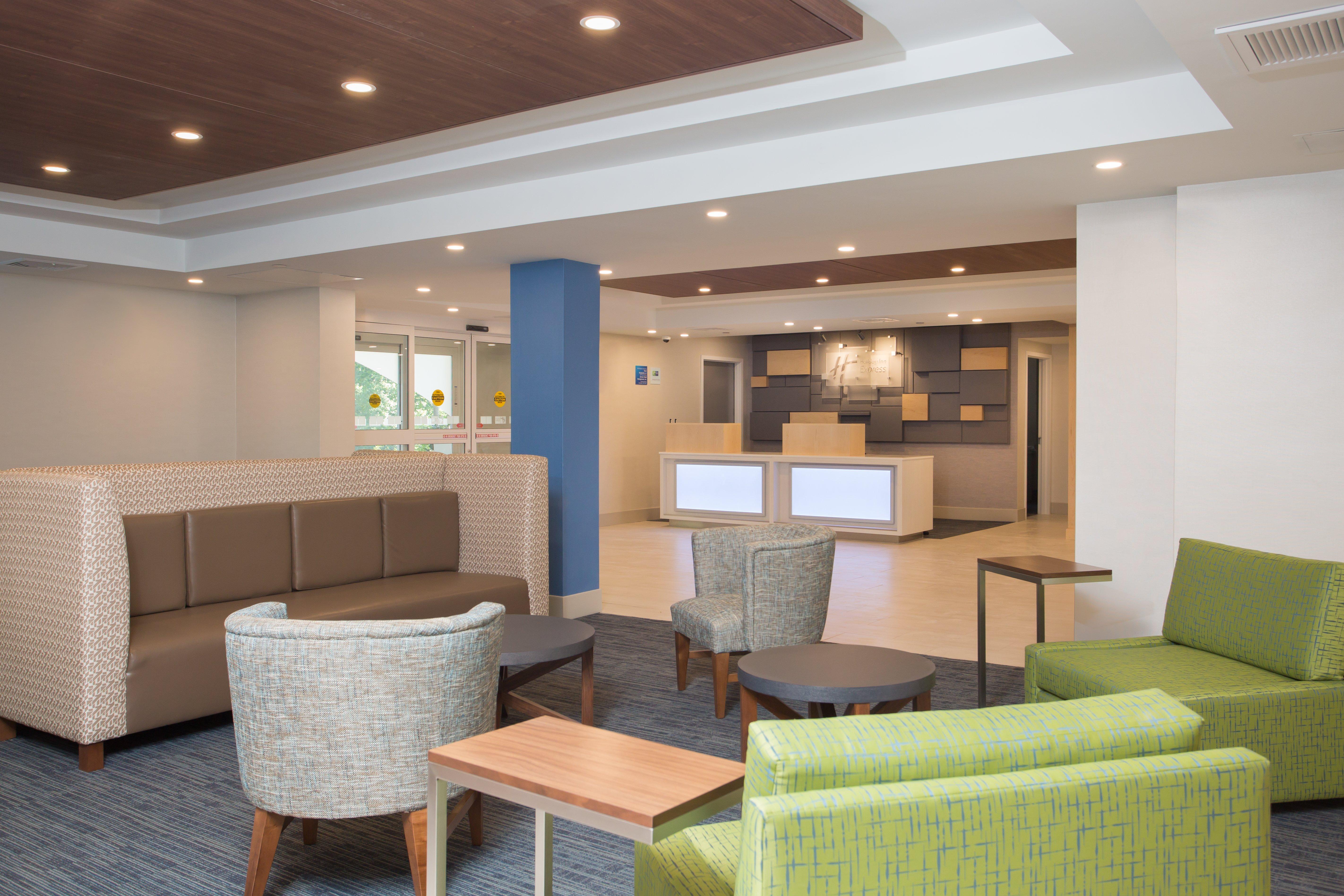 Holiday Inn Express Chelmsford By Ihg Esterno foto