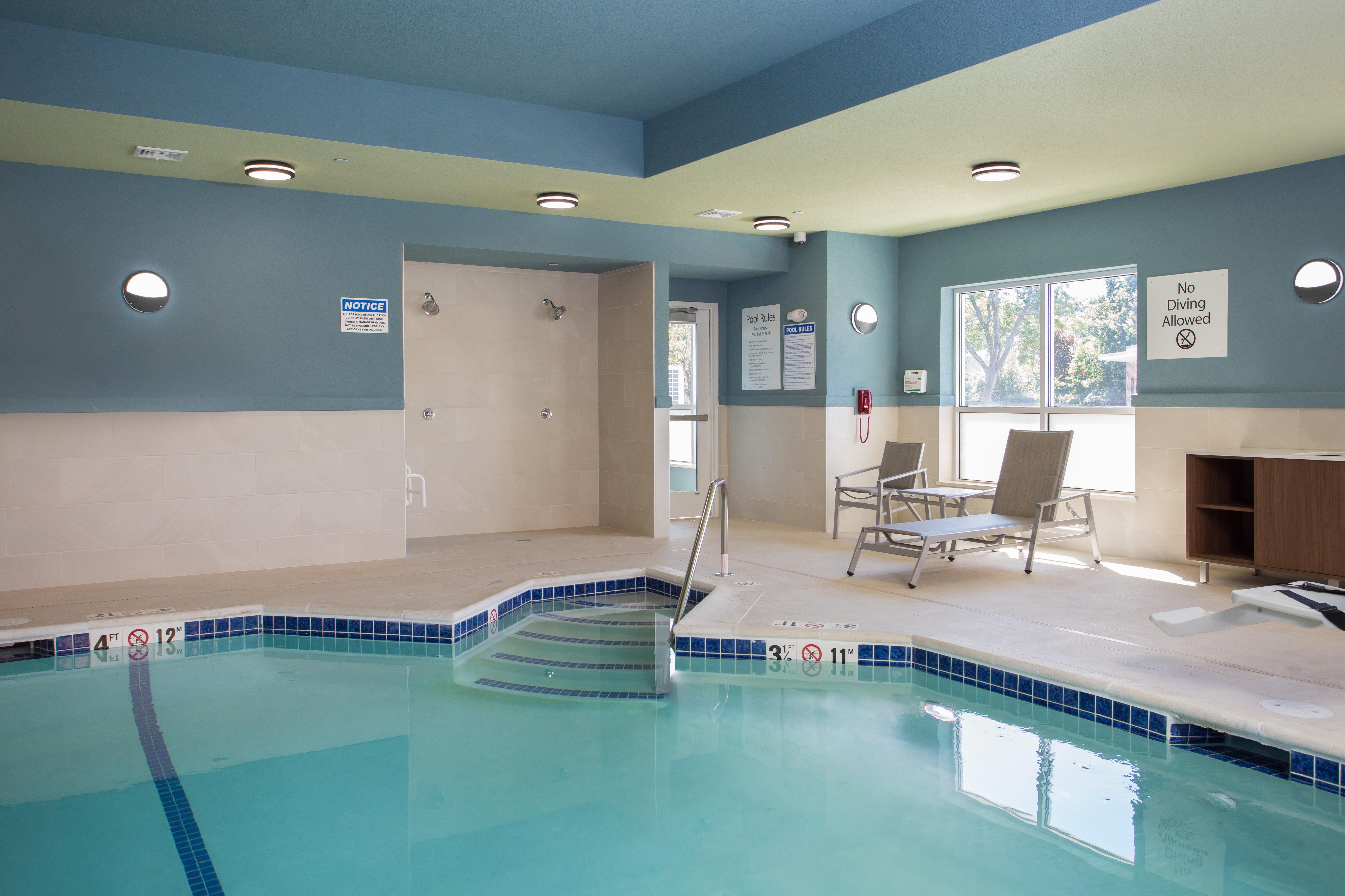 Holiday Inn Express Chelmsford By Ihg Esterno foto