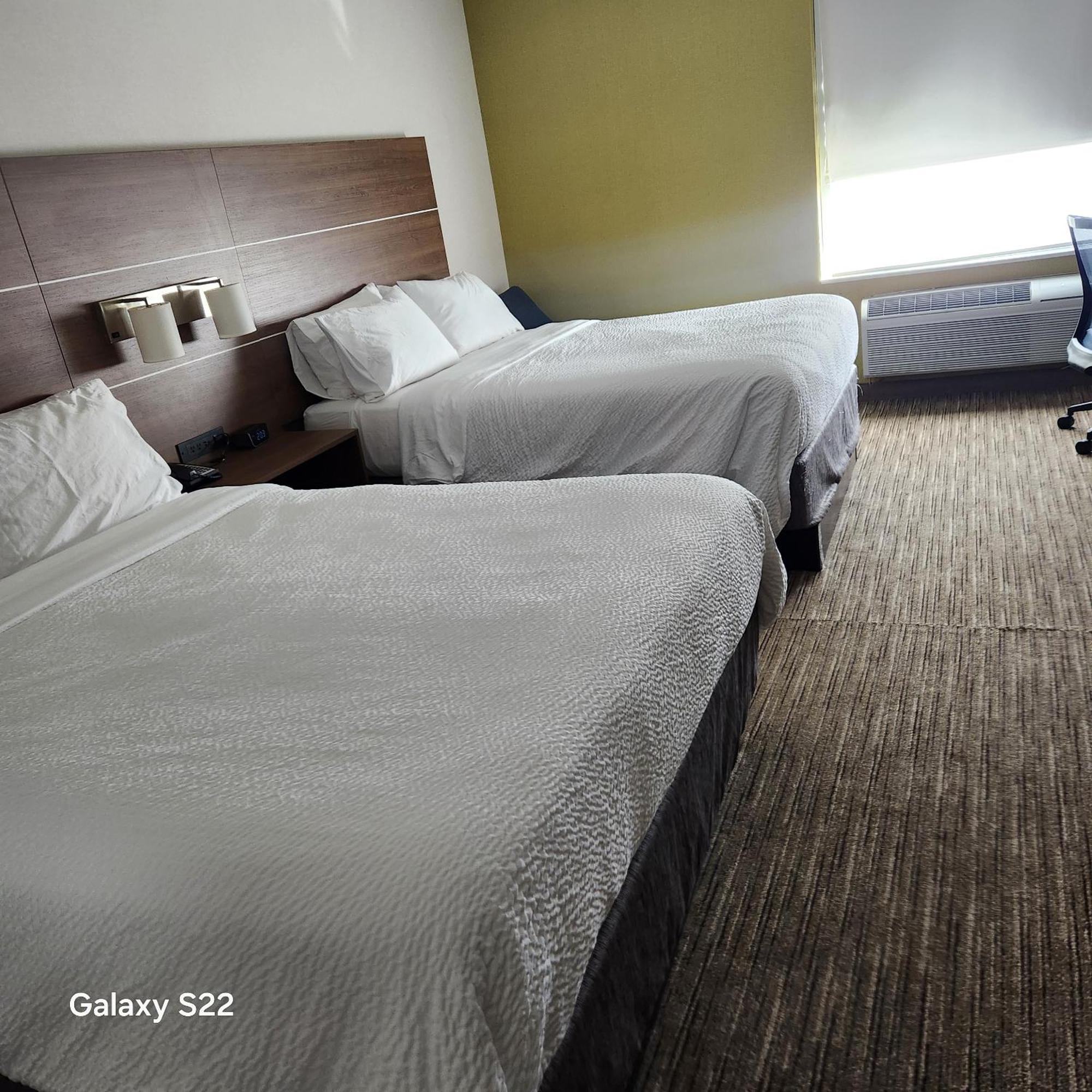 Holiday Inn Express Chelmsford By Ihg Esterno foto